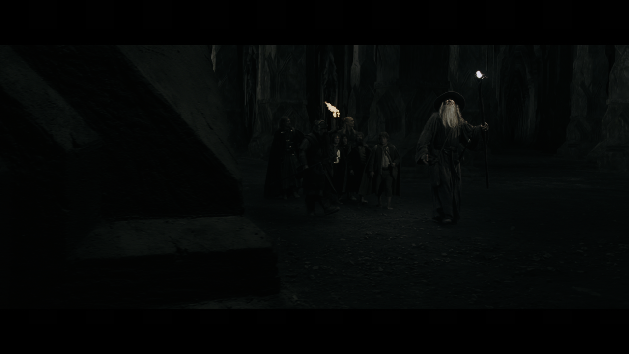 The Lord of the Rings- The Fellowship of the Ring (EXT.).mkv_snapshot_00.24.58_[2020.12.05_22.44.13]