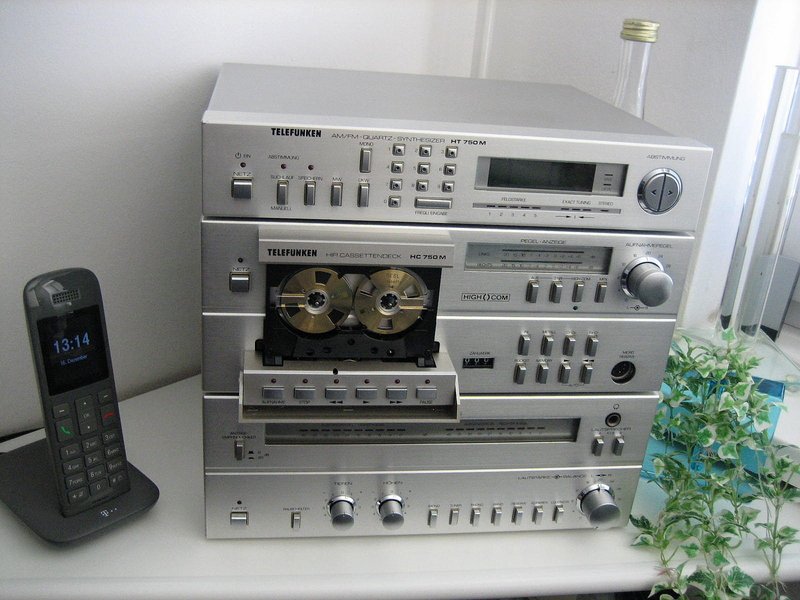 [Bild: TELEFUNKEN-750er-Serie-010.jpg]