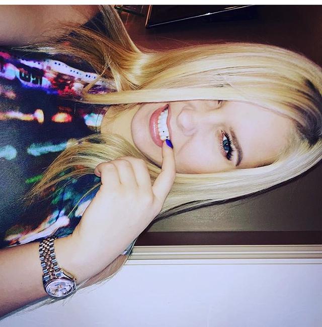 52ae662e2d42a7663814c1e14fe0748d