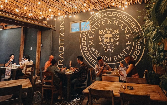 Mediterranea Restaurant, rekomendasi tempat makan malam di Jogja.