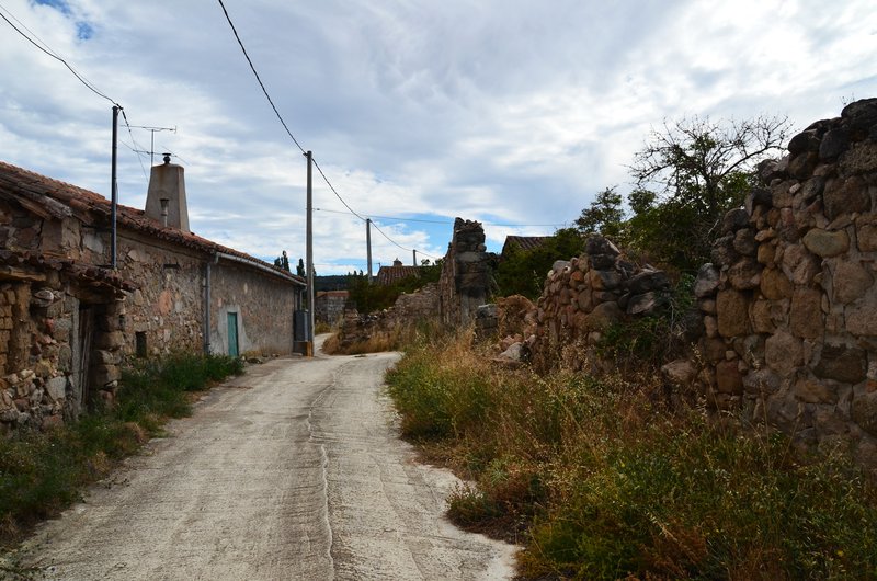 VILLAVERDE-31-7-2017-AVILA - Pueblos y lugares abandonados/deshabitados-2011 AL 2024 (5)