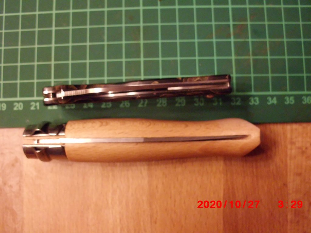 opinel-vs-chaparral.jpg