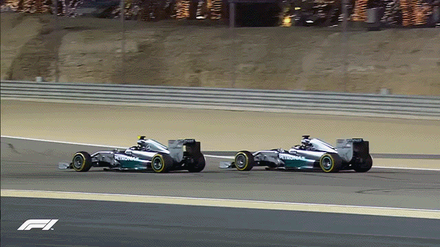 F1-982354962700156928-1.gif