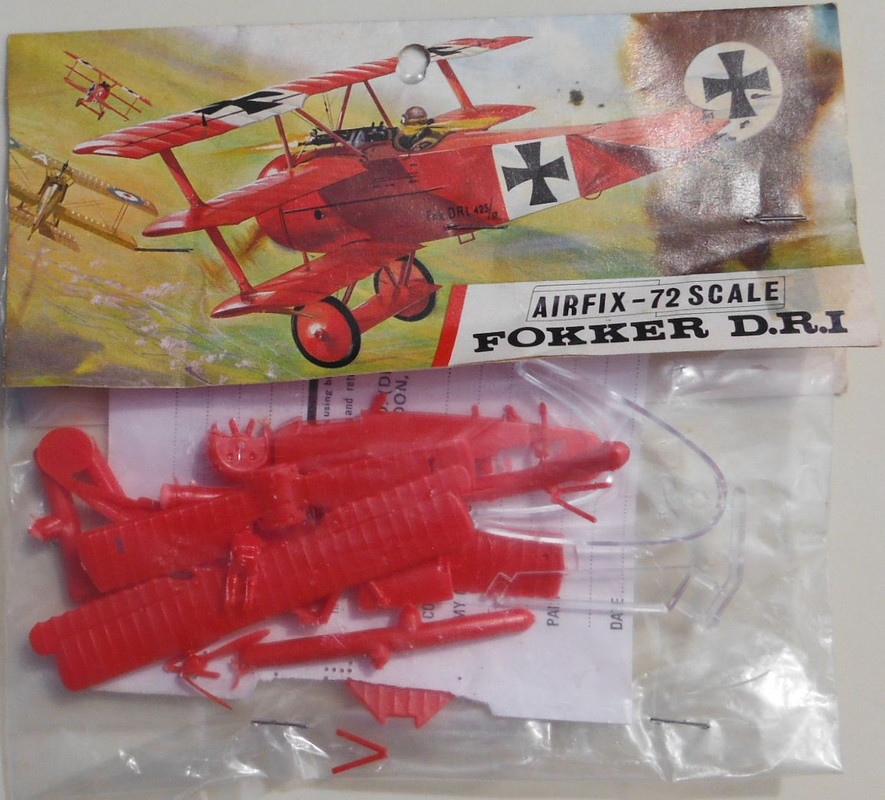 Airfix 72 Fokker Dr.1 Triplane (88)