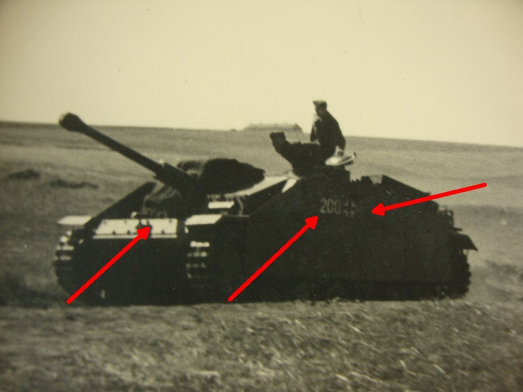 Foto 2.Panzer-Division, Sturmgeschütz III lang R