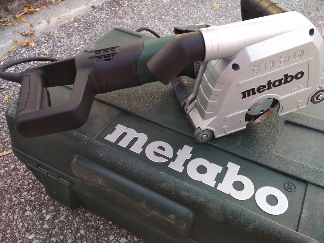 1B067AAE-8E79-4D2C-B77B-1F4AC9978638