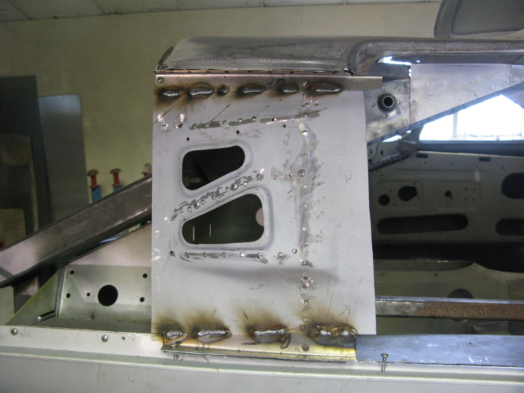 LHscuttle inner_7