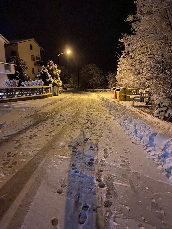 77B56BAE-7928-4AA7-B7FA-364665DB3348