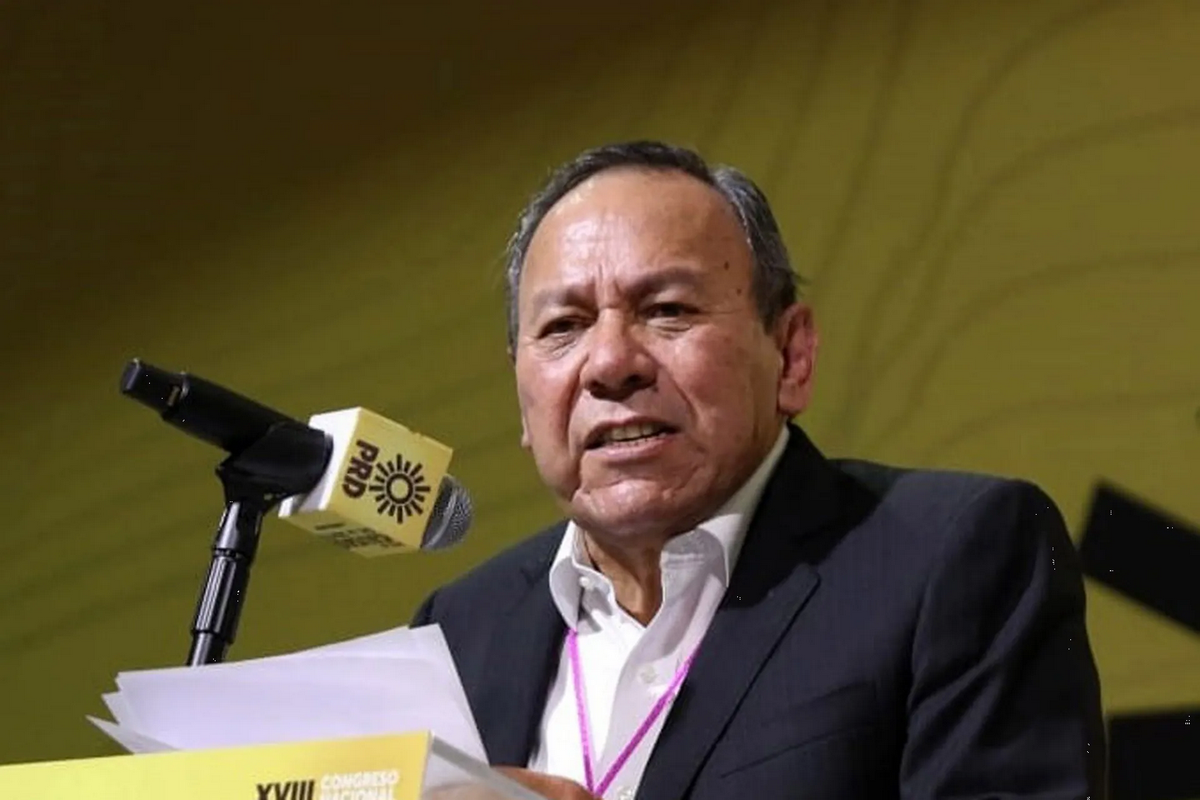 Jesús Zambrano arremete contra AMLO y el INE por violencia en el proceso electoral