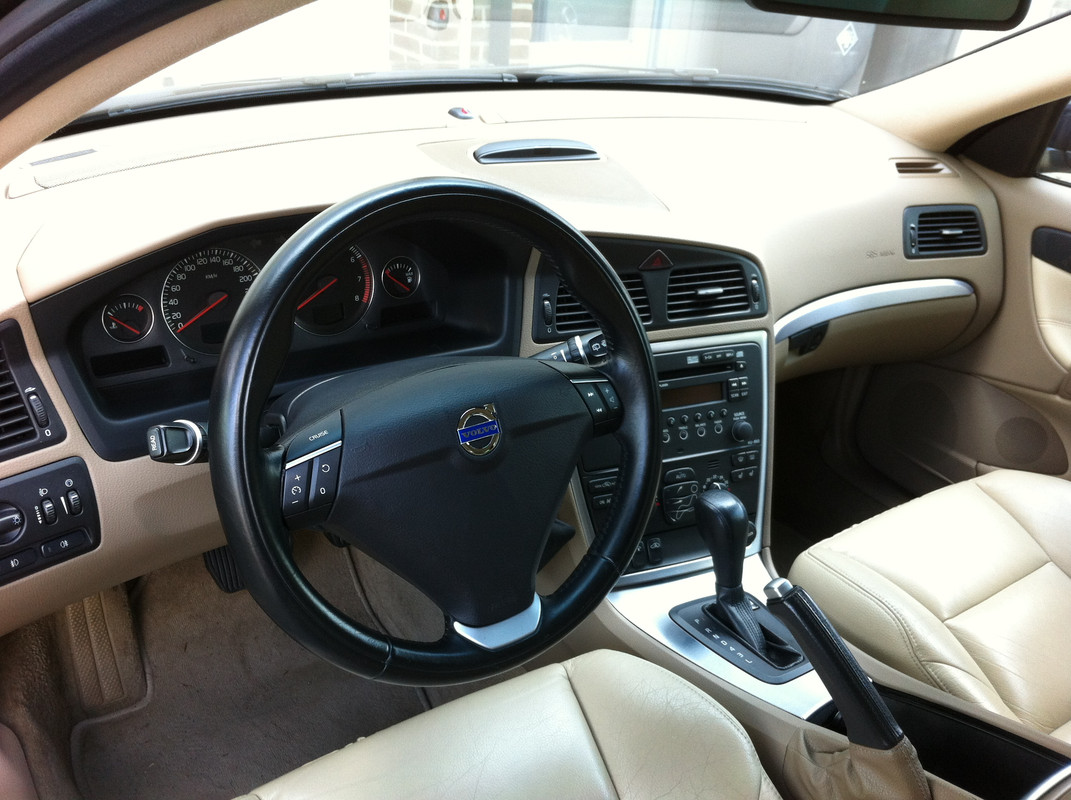 B4CC2C76-E30A-4002-BF10-8858CE44BE8C