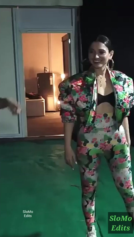 VideoCapture_20191112-221036