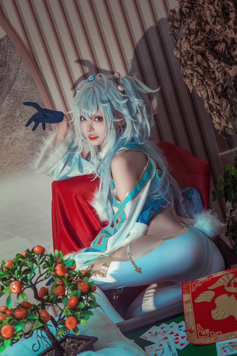 艾西Aiwest PA-15芙洛伦跃雪逢春Cosplay写真图集 高清美图合集 21P (128.7M)插图1