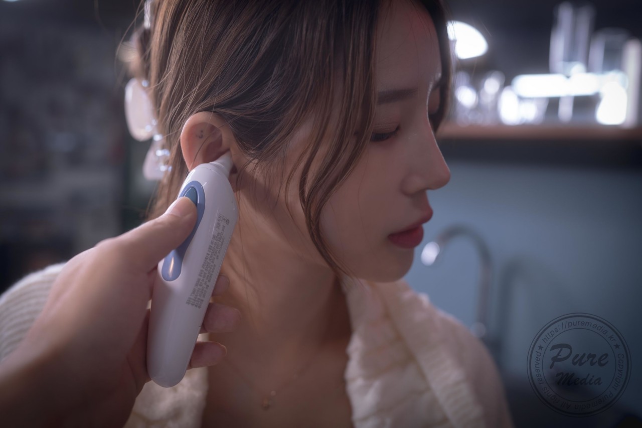 Yeha（예하）《浅色系针织长裙》写真，夜晚街道，温柔与氛围感美女欣赏插图