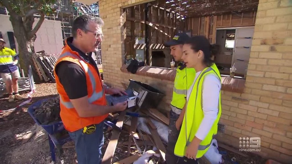 [Image: 42kboqu41zxw.jpg]