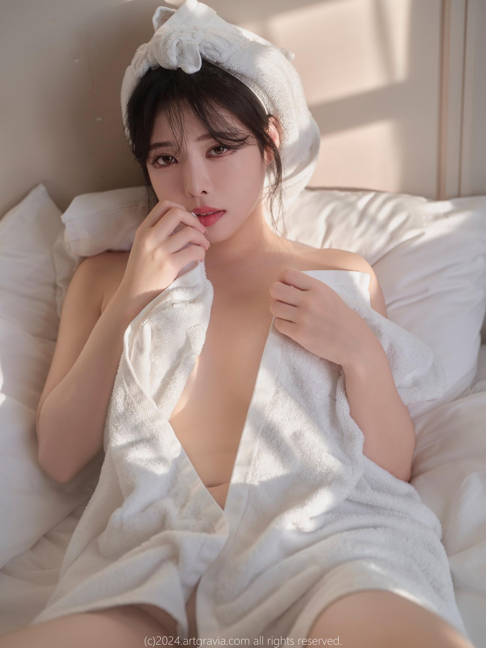 Areumm (다움) NO.002 ArtGravia Vol.638 84