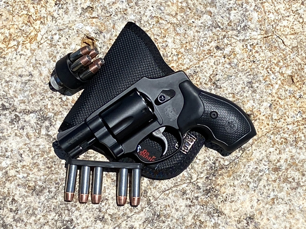 9841B977-12B0-447D-9568-AC95968857FC