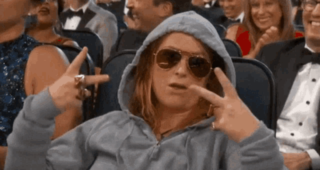 deuces-hoes.gif
