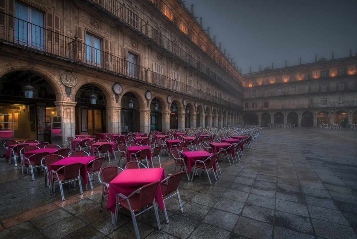 pink-tables-plaza-dis2.jpg