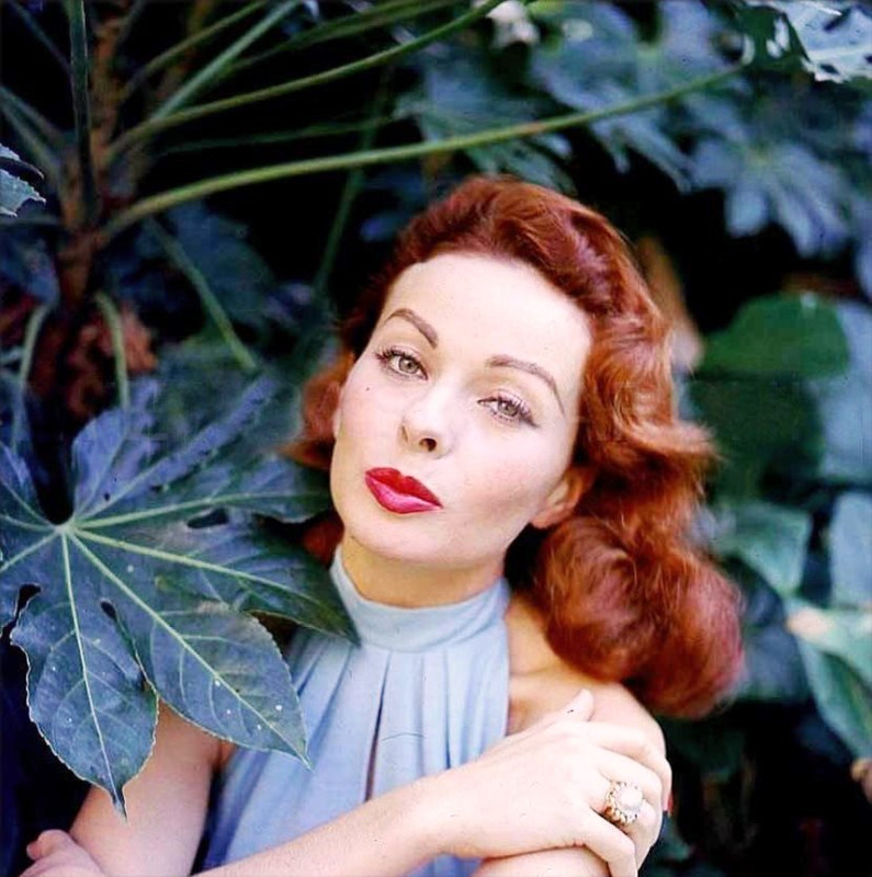 Jeanne_Crain_b27