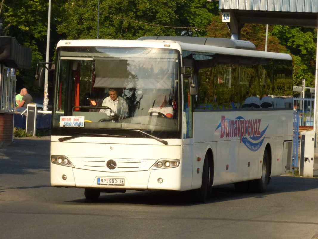 IMG-d216d4800a458ebbd6d24fe4bfc88974-V