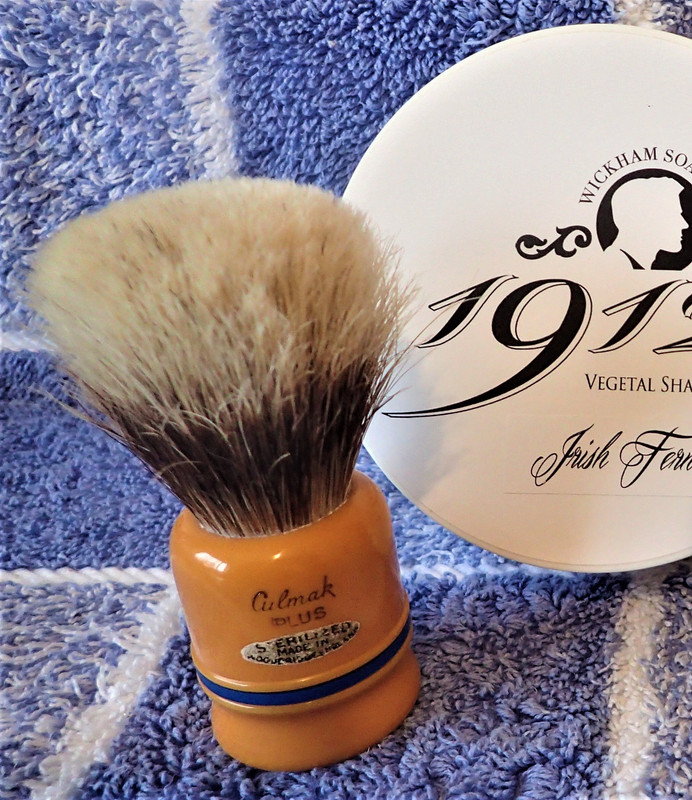 [Image: Wk-44-3-a.jpg]