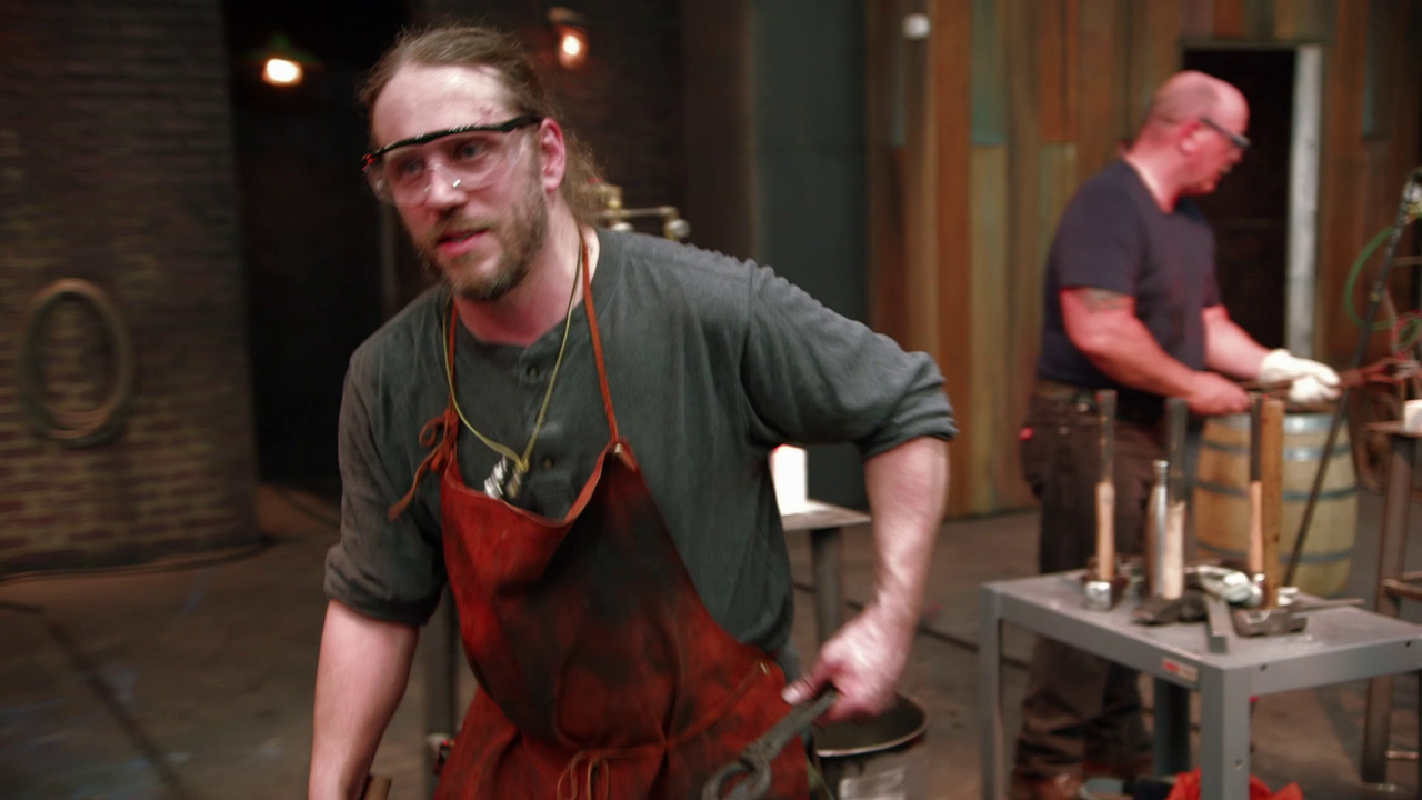 Forged In Fire S01E02 snap 3 - Copy