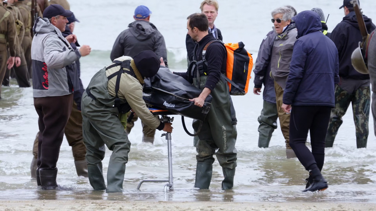 Creation - Dunkerque.mkv_snapshot_02.33_[2017.12.11_23.25.21]