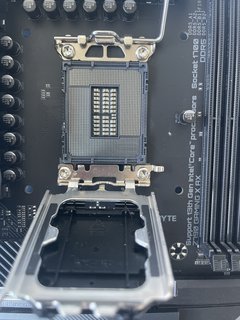 C4FF62DE-7A4E-4C71-9345-994238E7EEDE