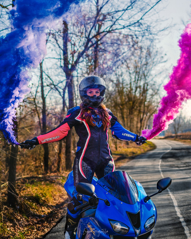 71F8379A-8D1A-40C8-B482-15DA99C9D8EE