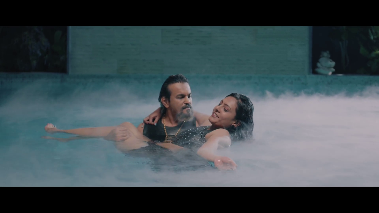 vlcsnap-2025-06-09-22h51m24s185