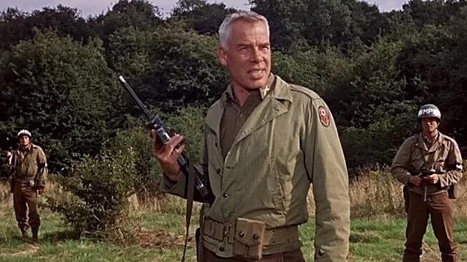 DIRTY-DOZEN-LEE-MARVIN-1-FOTOR.jpg