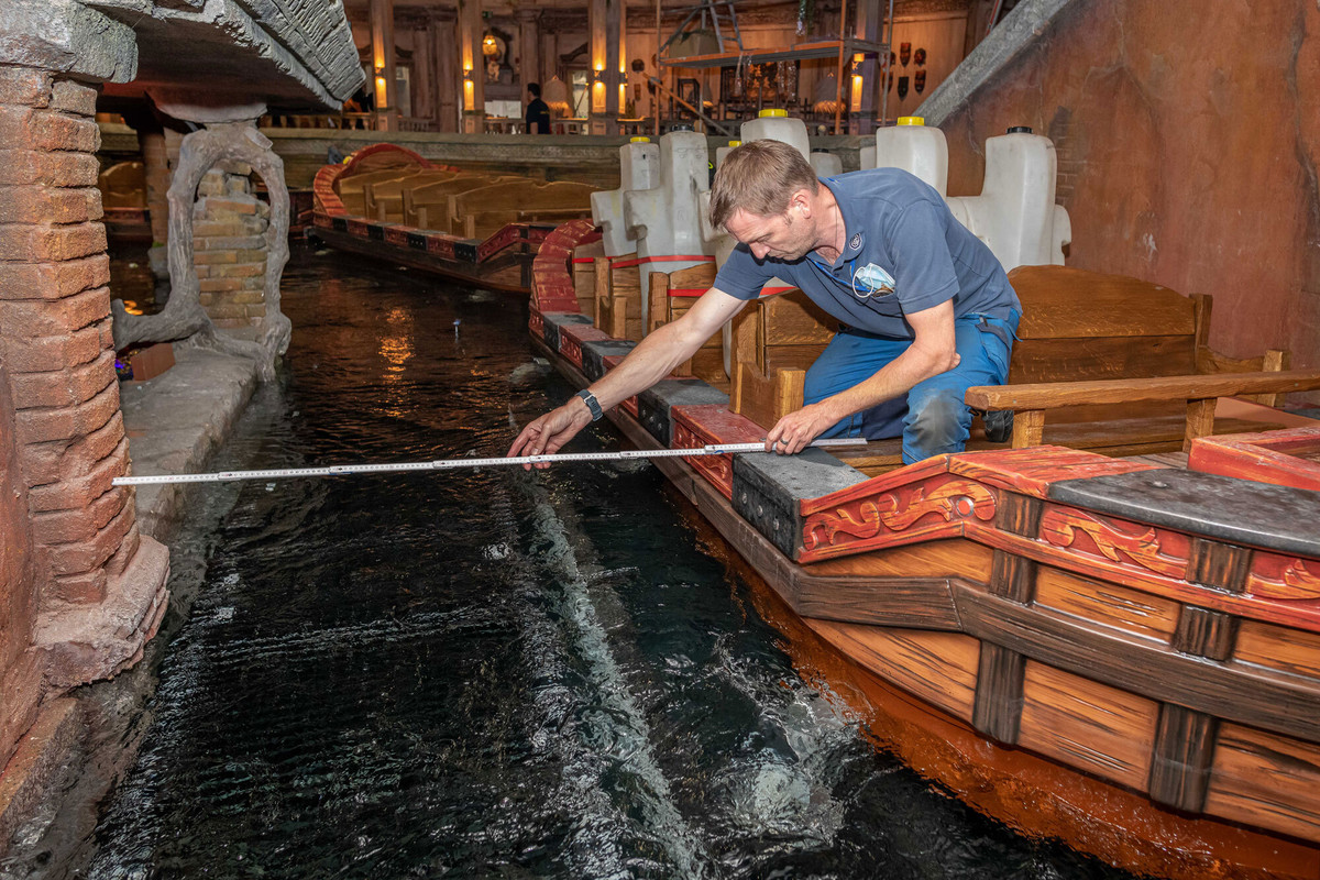 263F52B2-F7B3-4295-9025-7C494ECBD943