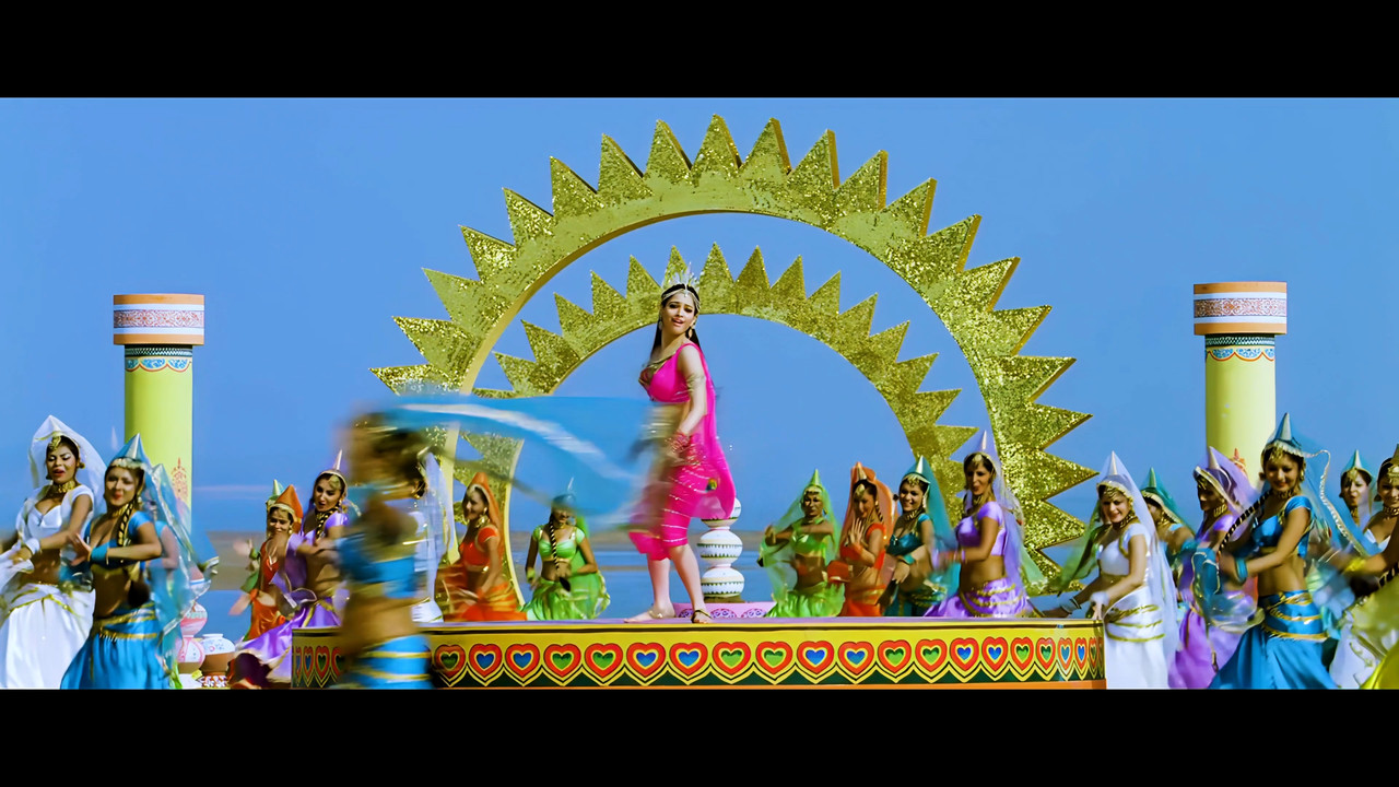 Tamanna Hot Song From Himmatwala Naino Main Sapna 4K (Best Quality).mp4_snapshot_00.13_[2021.04.05_1