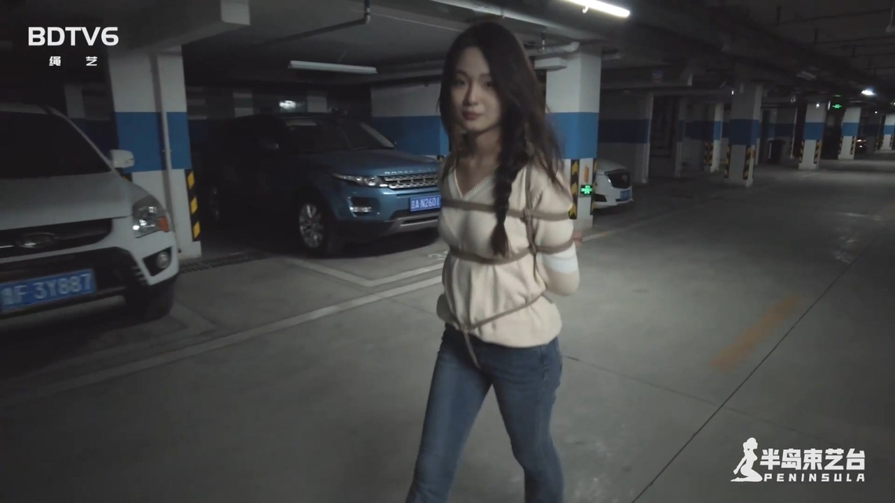 半岛束艺 卡菲外出觅食.mp4_20220107_130558.595