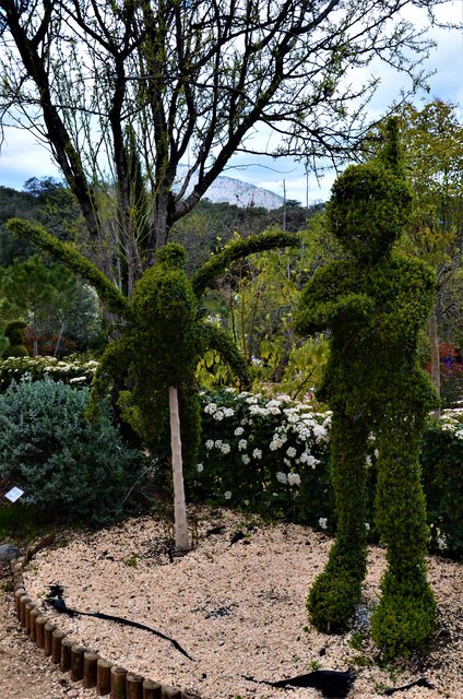 EL BOSQUE ENCANTADO-6-4-2013-MADRID - Paseando por España-1991/2015-Parte-1 (25)