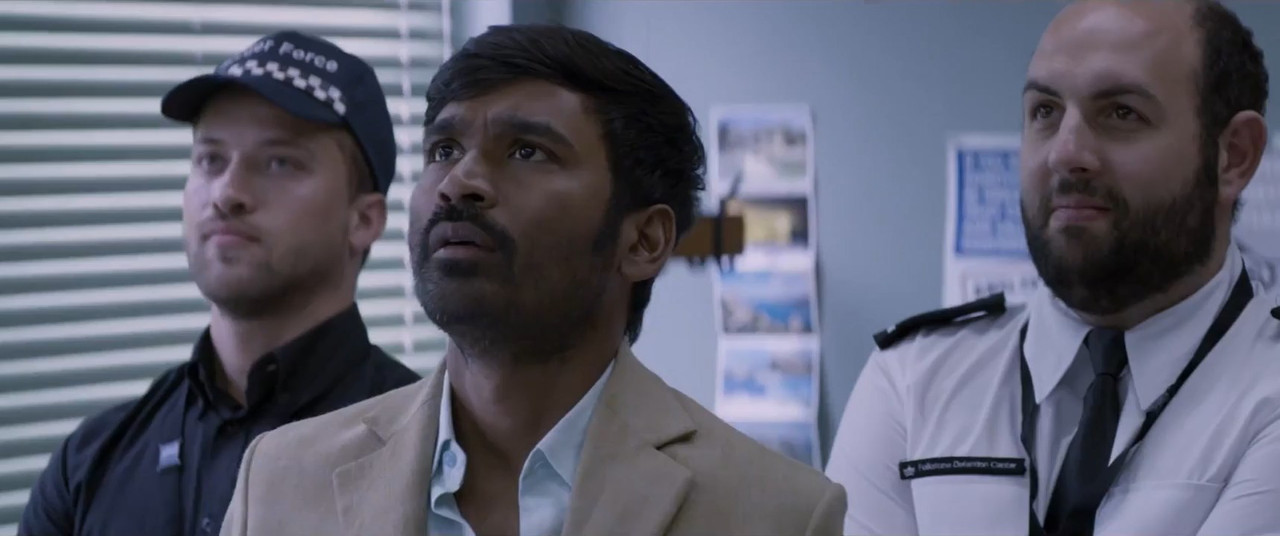 The Extraordinary Journey of the Fakir 2018 WebRip [Telugu] 480p, 720p ESub Screenshot