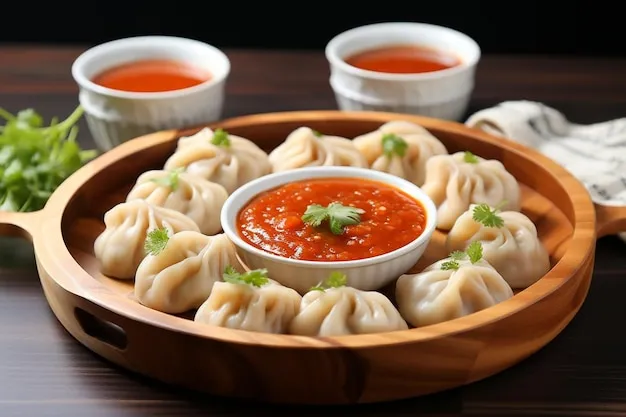 Momos