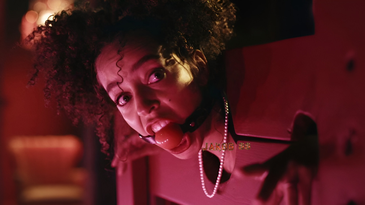 Hayley Law 10 - Door Mouse 2023