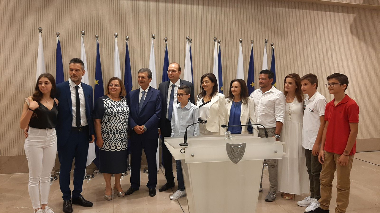οικογενεια πετριδη