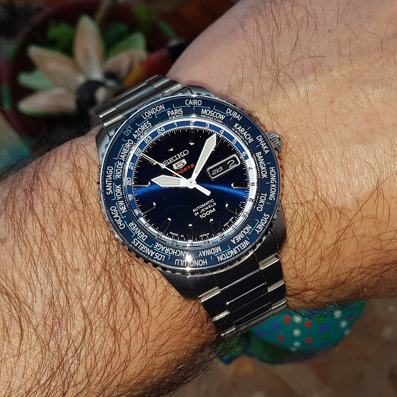 Seiko 5 Sports SRP125 World Time Cal. 4R36 Auto 100M  (1)