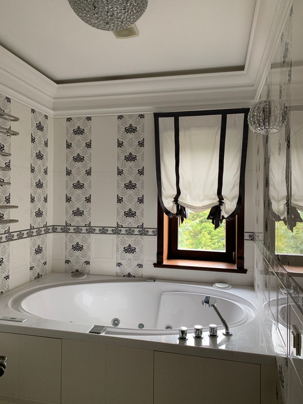 AE6E2C7C-7F54-4760-81EF-7B4CE79F4F21