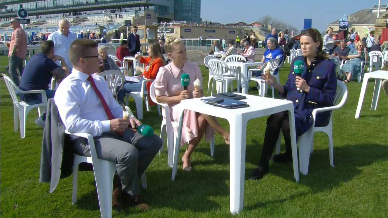 ITV Racing Live from Doncaster_20220326_13001600.ts_snapshot_00.03.21.433