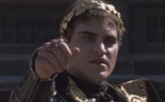 54413-Gladiator-Joaquin-Phoenix-thum-5-Pf1.gif