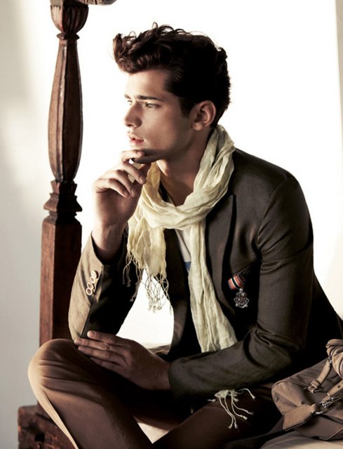 r-KS-f-Fari-JR7-Az6n-I7t-Q4-Nh1-M-Kopia