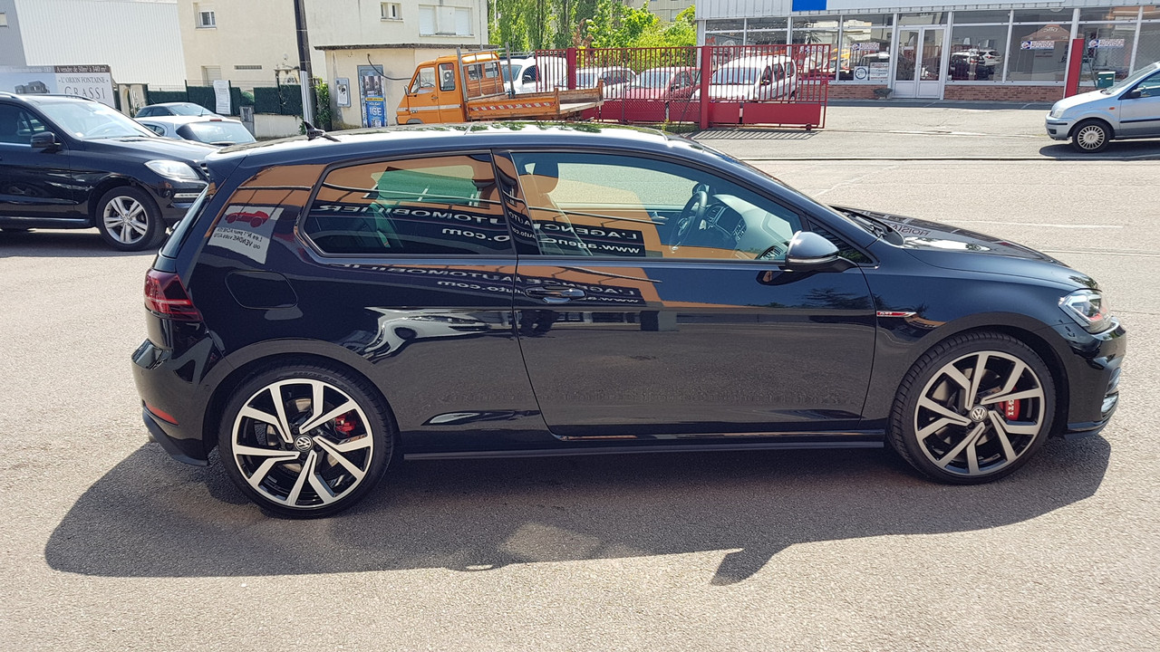 31945913_819588634915823_624417060050436096_o