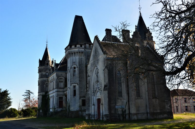 CASTILLO SAINT DE BERNARD-13-11-2022 - Francia y sus pueblos-2016/2022 (6)