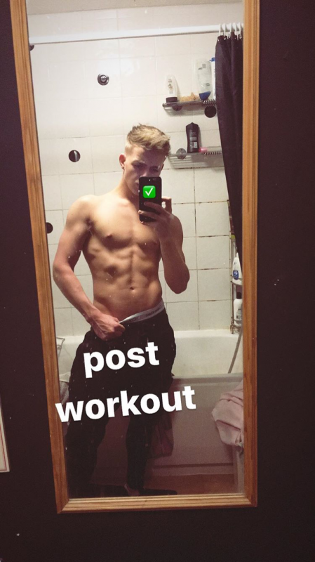 4E3E21AE-FC50-4C5C-AEB7-7A18709D669E