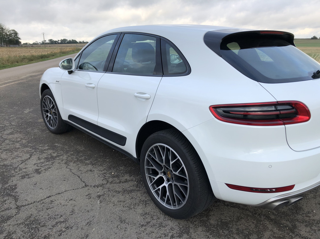 0B97DFFE-3C68-420D-B0B9-67EC05E9FB98