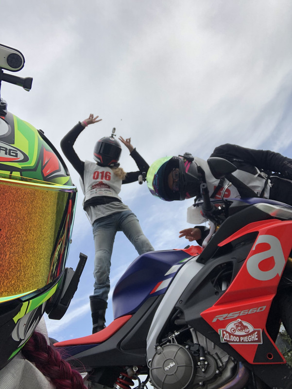 DD4063D4-1182-47AA-98ED-DBF444EE0D62