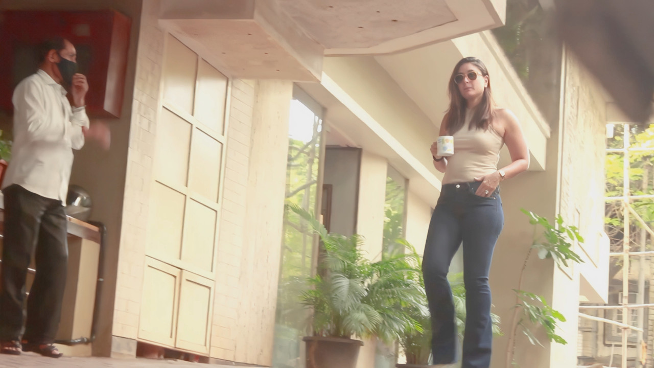 Kareena Kapoor Khan Ass 4k.mp4_snapshot_00.05.699